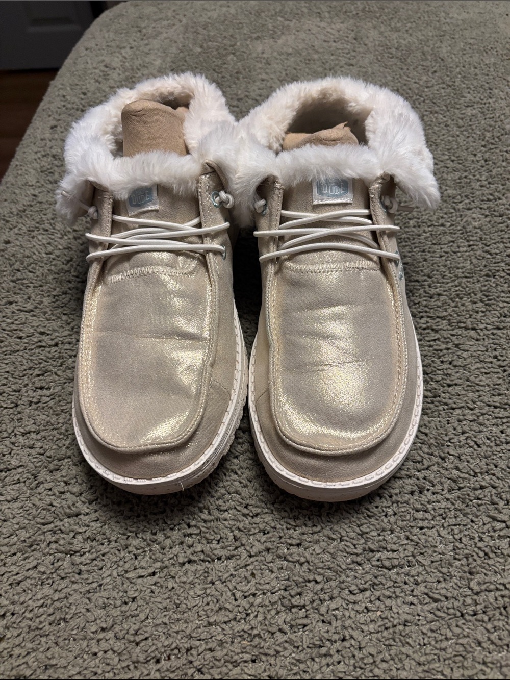 Hey Dude woman  Metallic Beige Faux-Fur Collar Boots